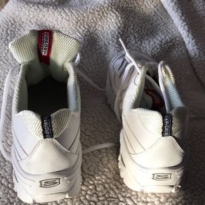 Sketchers white tennis shoes